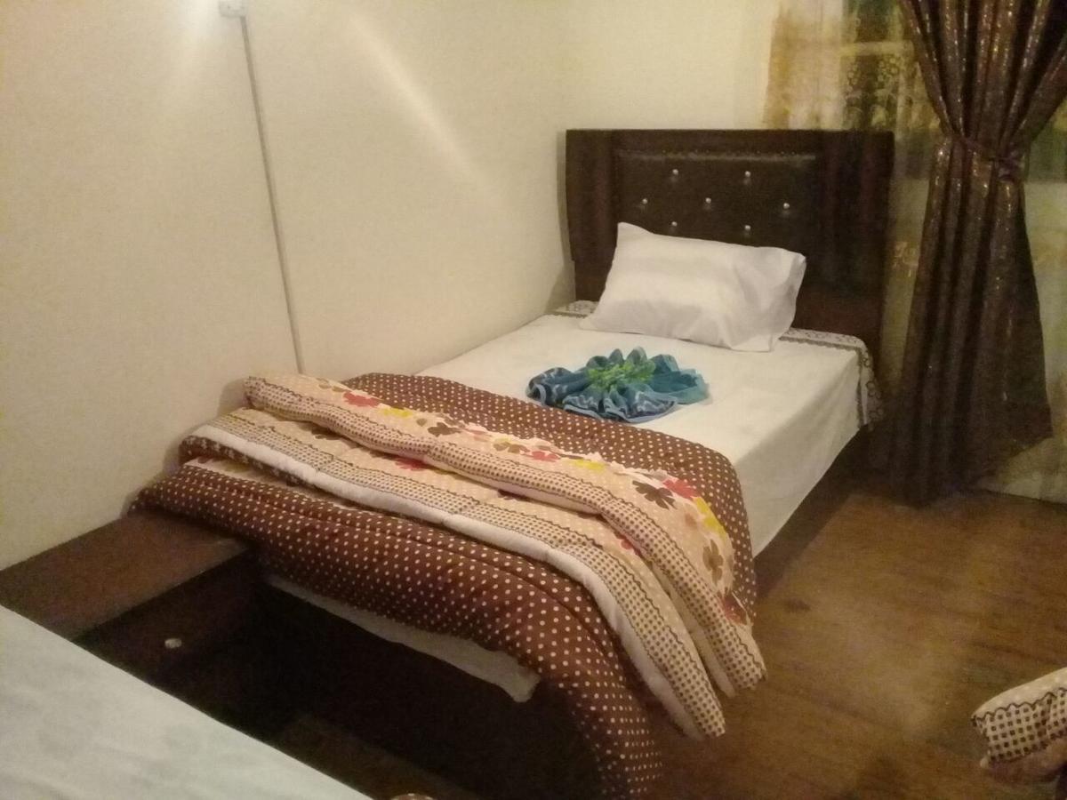 Hi Nile Plaza Hostel Kairo Eksteriør billede