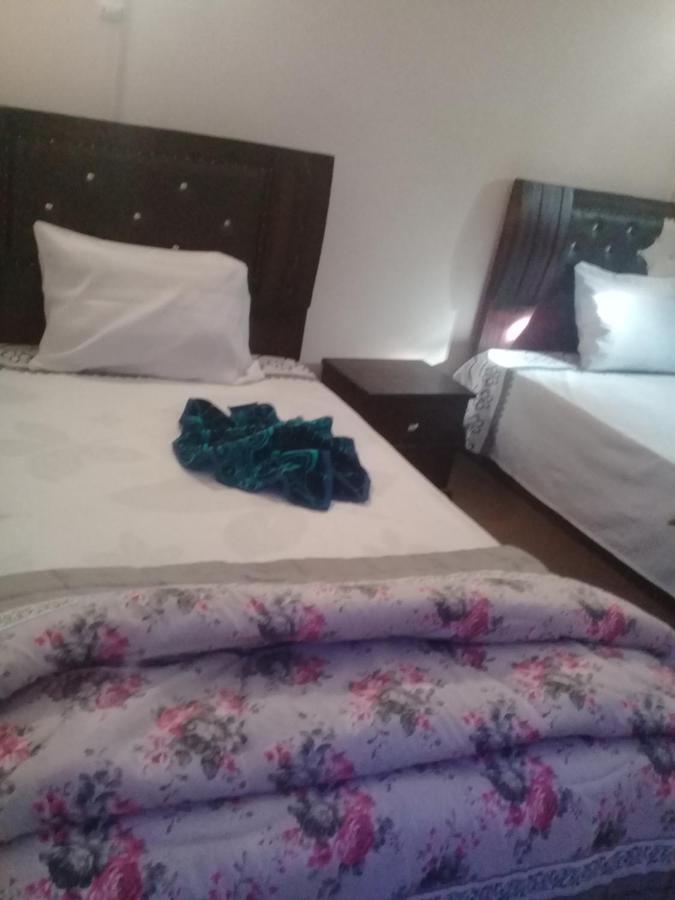 Hi Nile Plaza Hostel Kairo Eksteriør billede